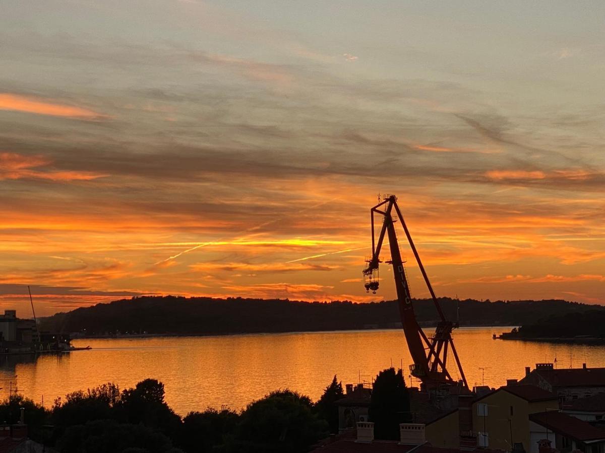 Castropola Views With Private Parking Pula